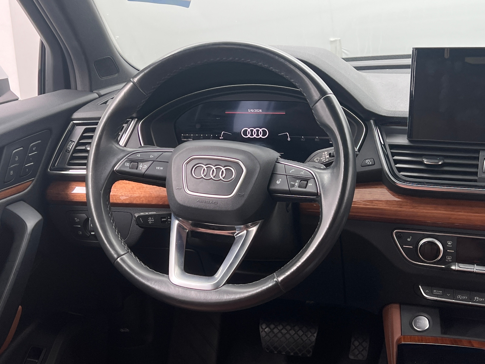 Thumbnail: 2023 Audi Q5 - 4