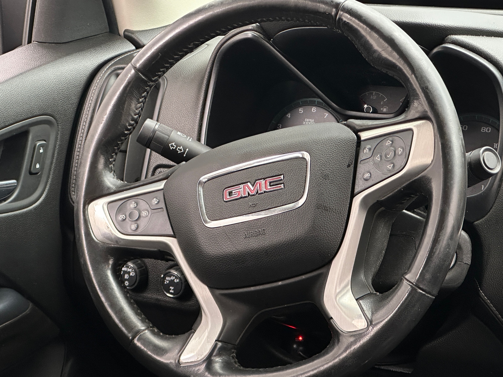 Thumbnail: 2017 GMC Canyon - 4