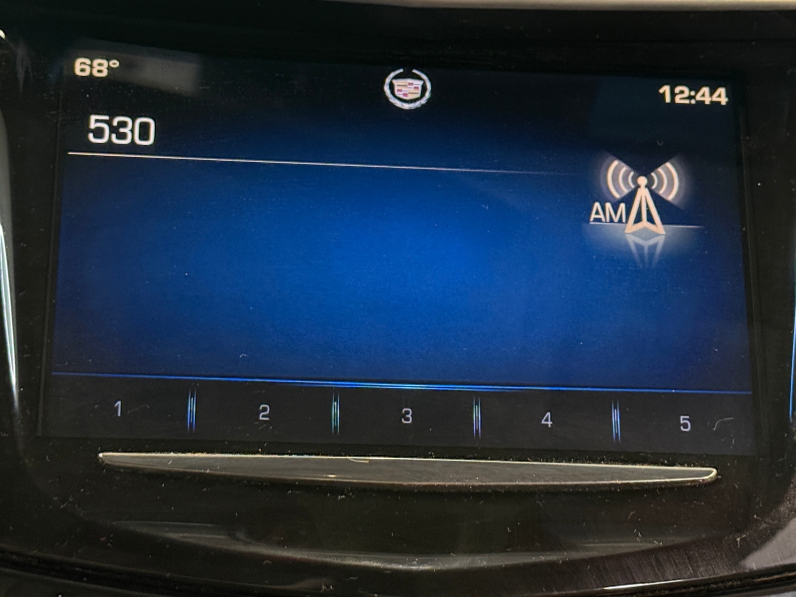 Thumbnail: 2013 Cadillac XTS - 3