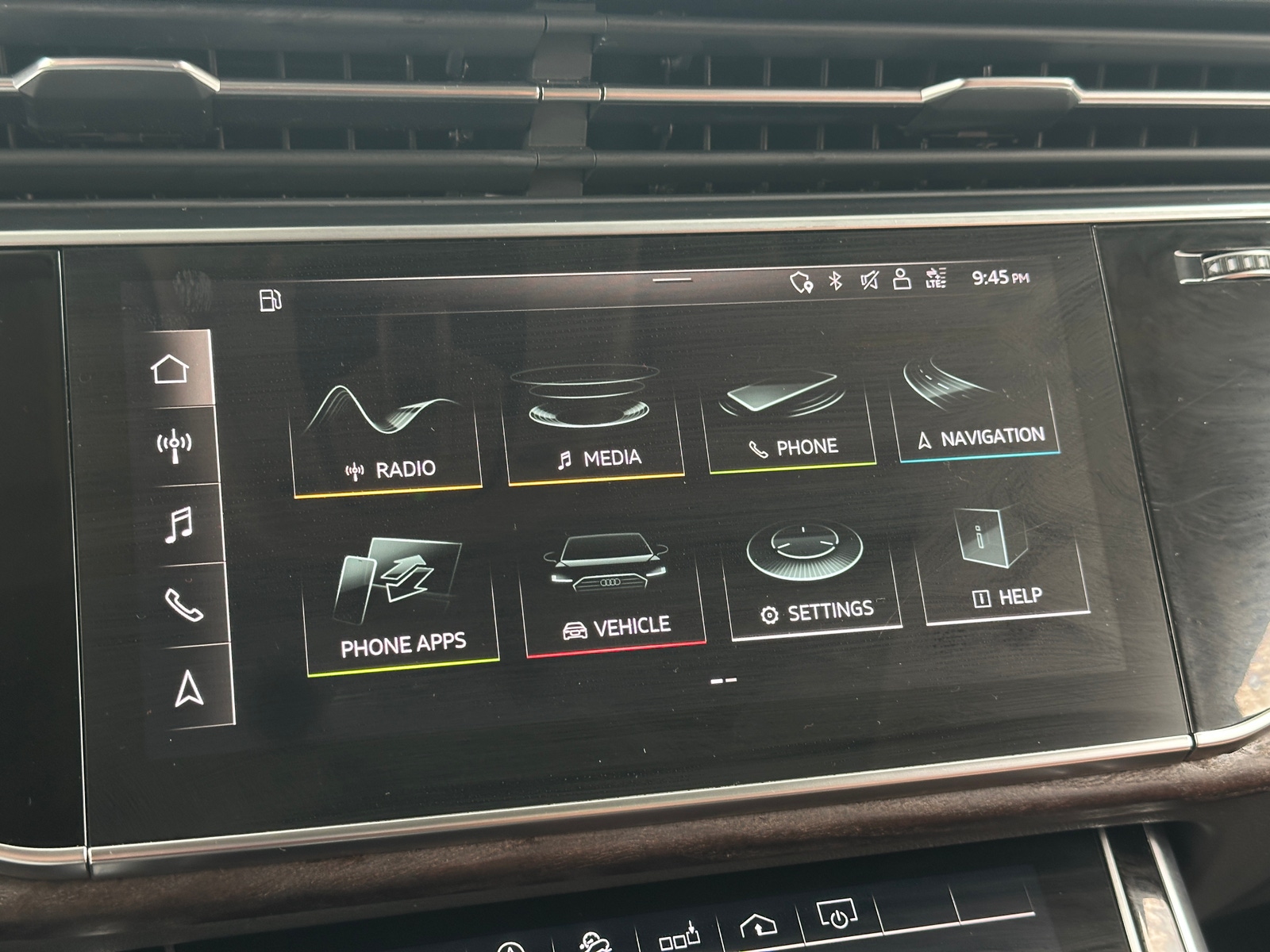 Thumbnail: 2020 Audi Q8 - 3