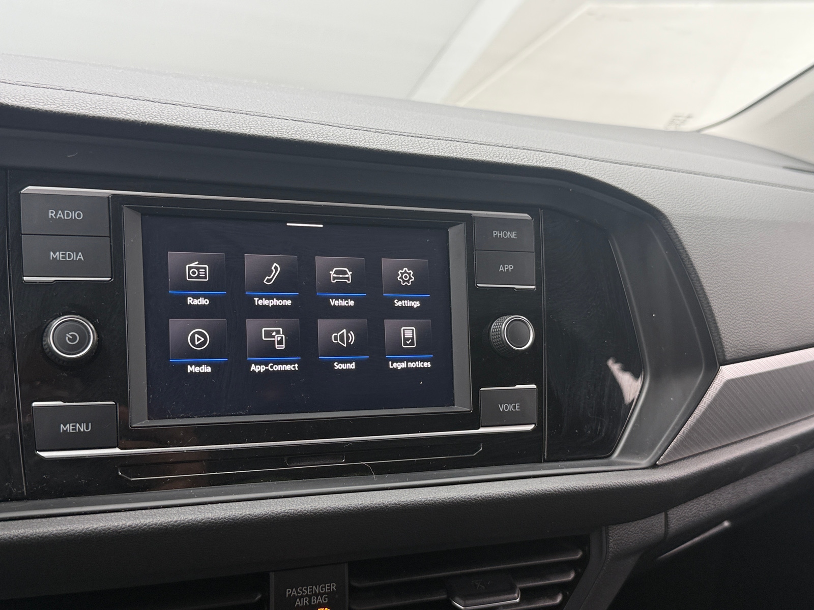 Thumbnail: 2021 Volkswagen Jetta - 4