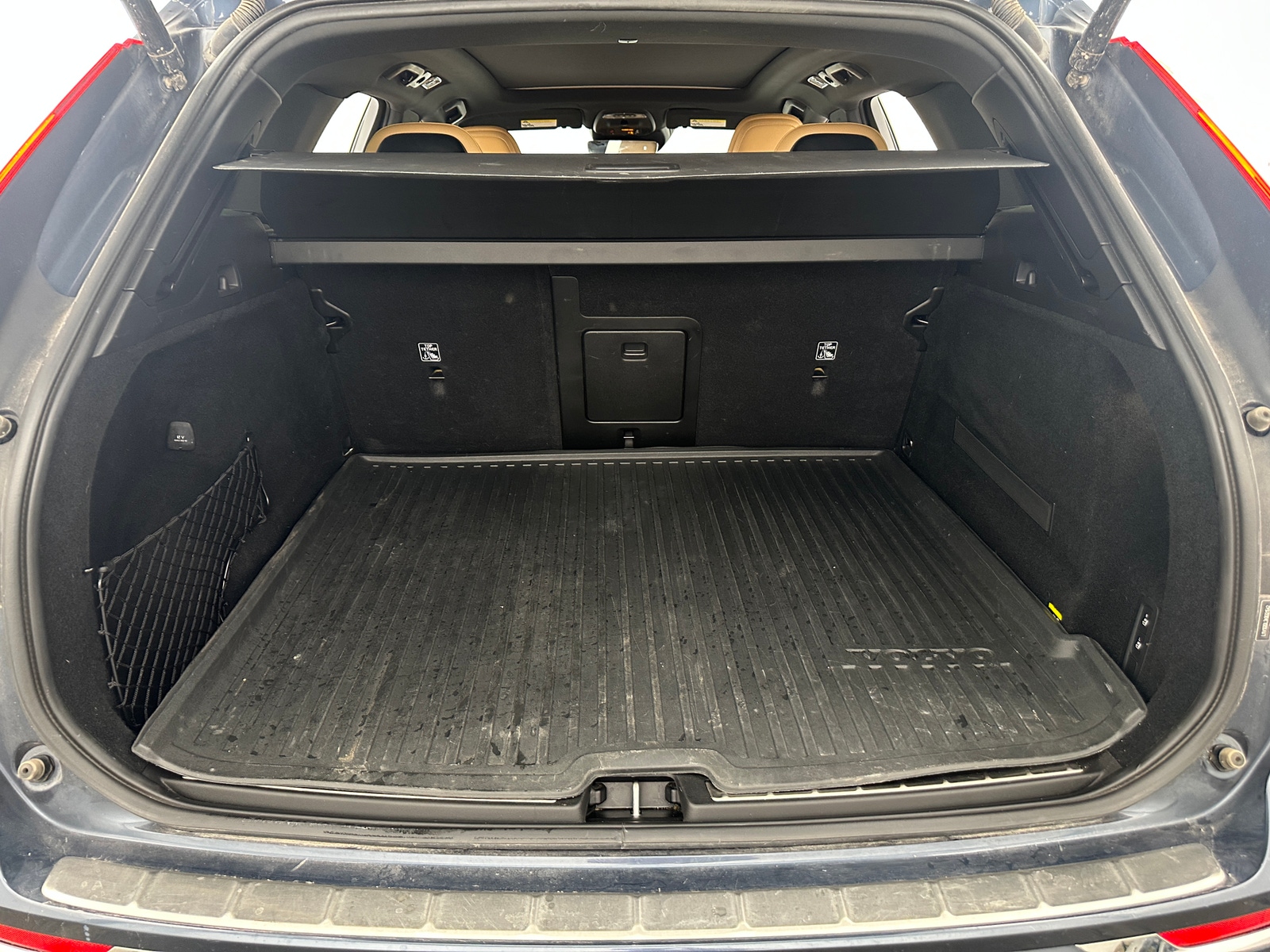 Thumbnail: 2019 Volvo XC60 - 6