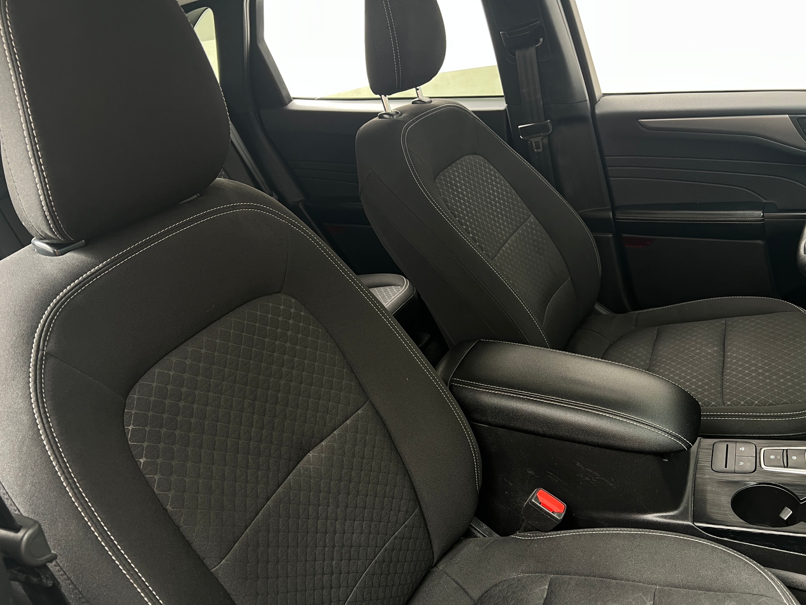 Thumbnail: 2024 Ford Escape - 2