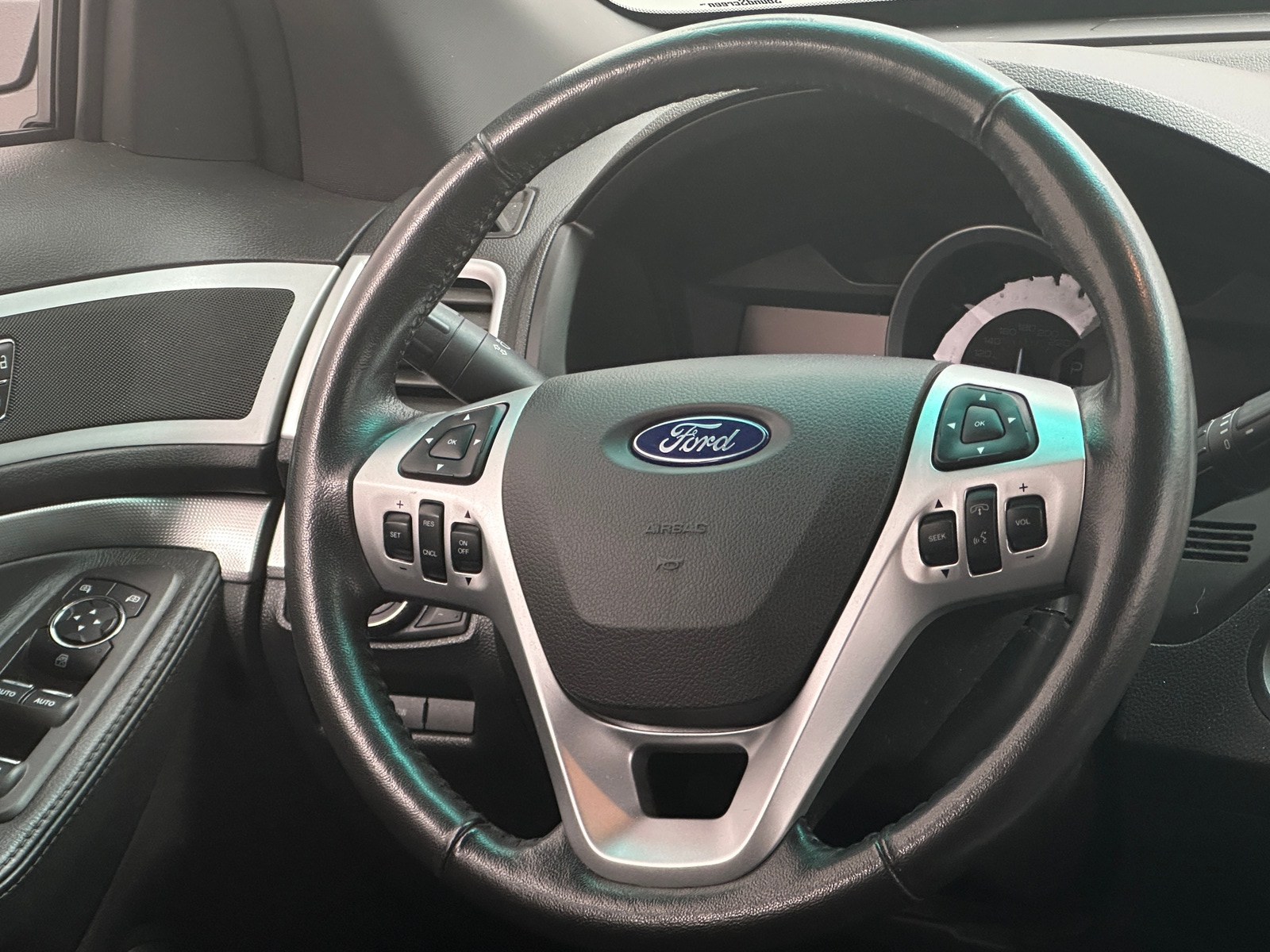Thumbnail: 2014 Ford Explorer - 5