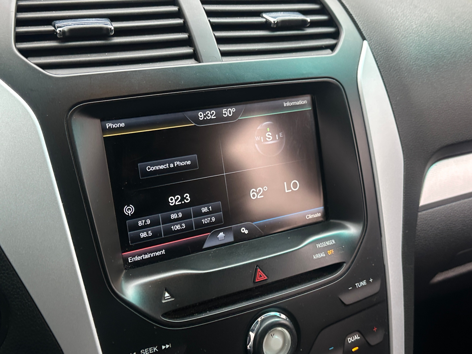 Thumbnail: 2014 Ford Explorer - 4