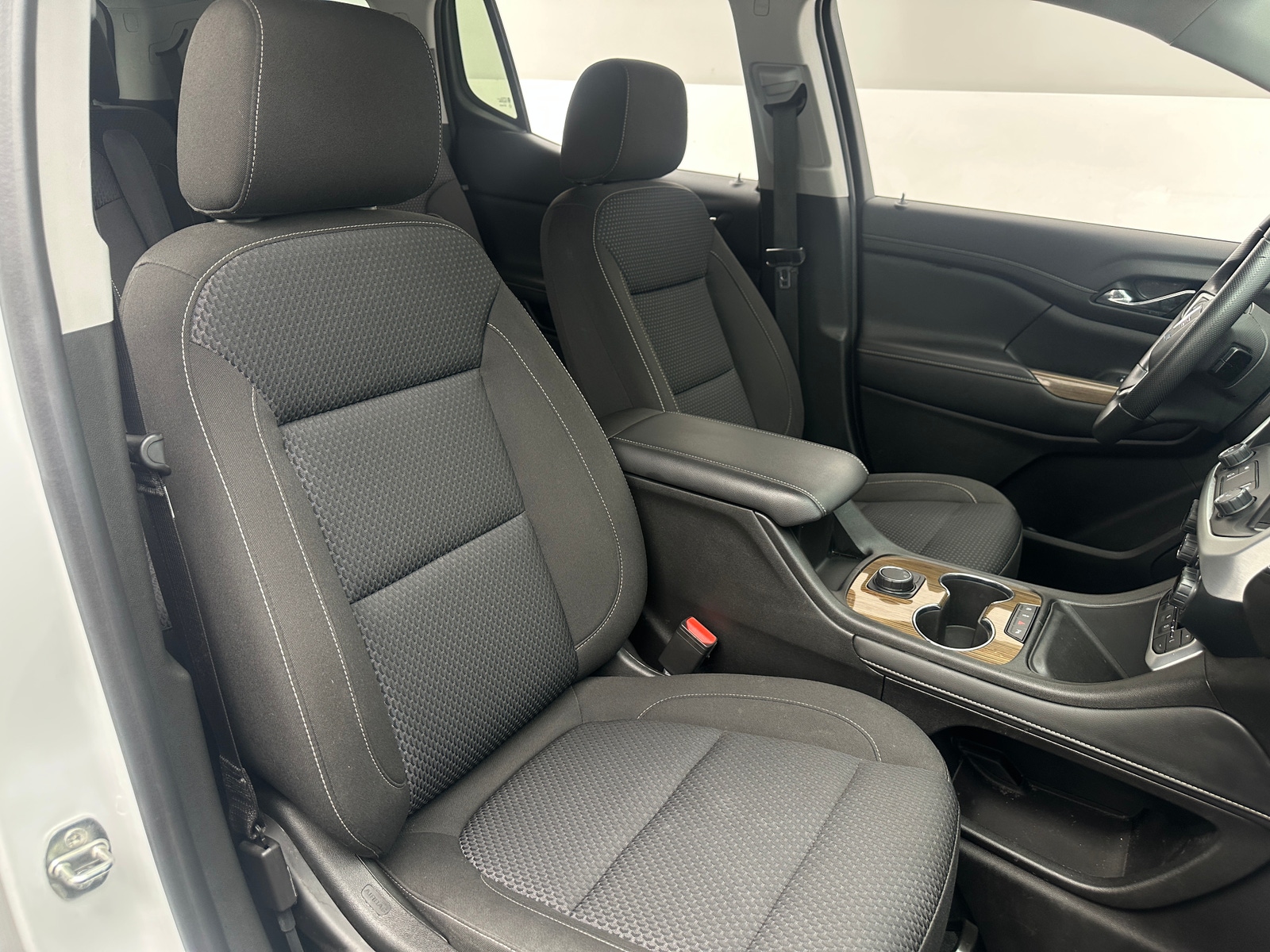 Thumbnail: 2022 GMC Acadia - 2