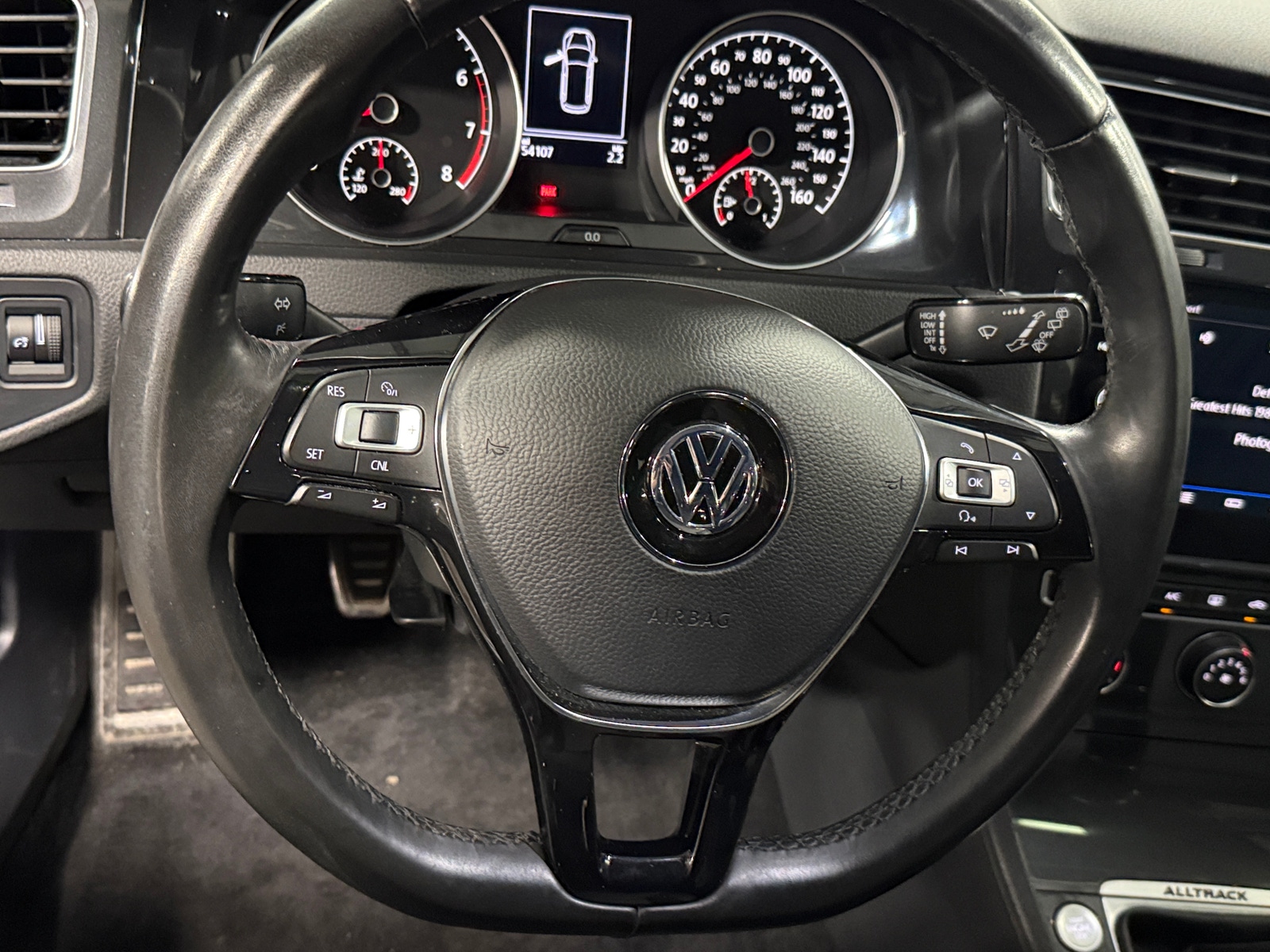 Thumbnail: 2018 Volkswagen Golf - 4