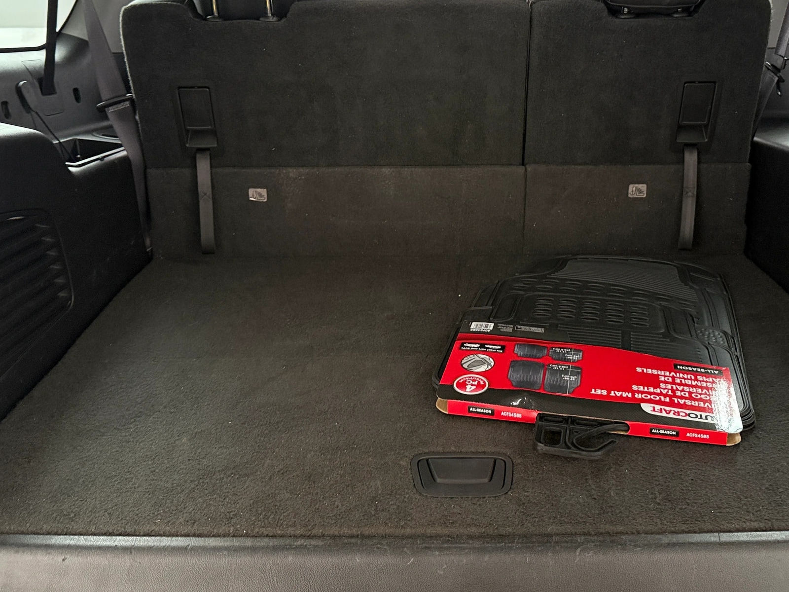 Thumbnail: 2015 Chevrolet Suburban - 6