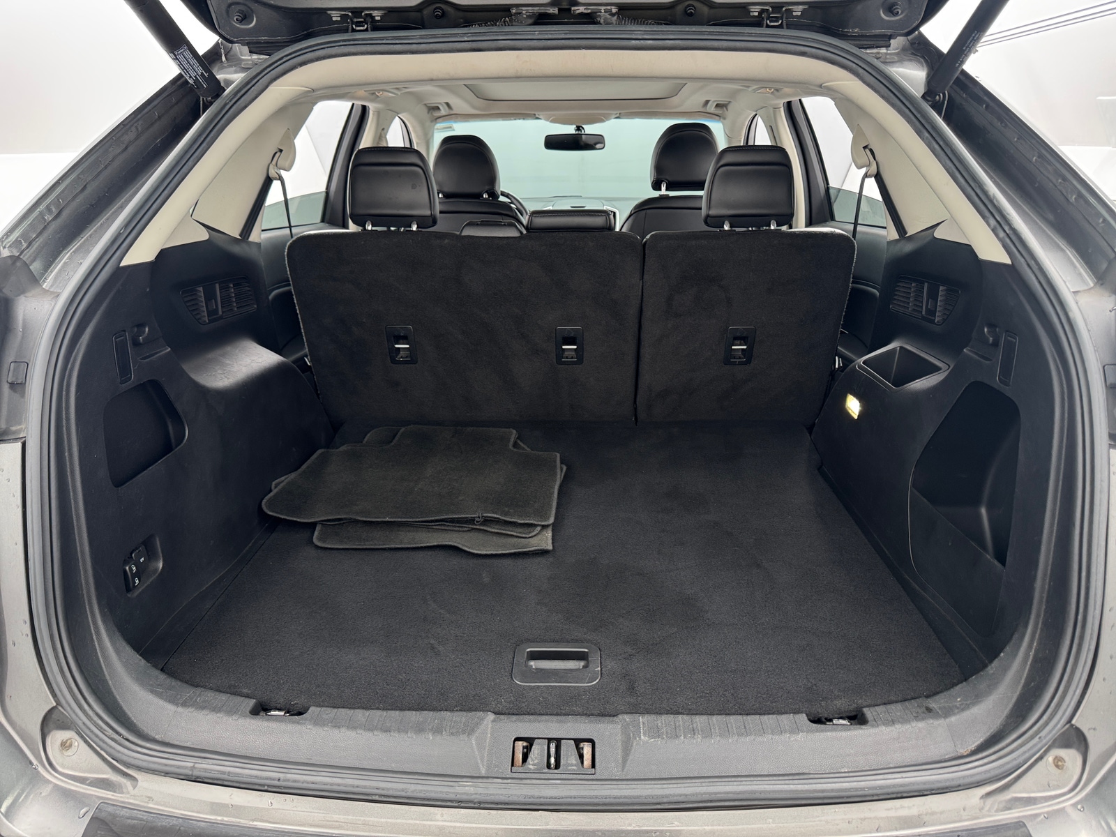 Thumbnail: 2016 Ford Edge - 6