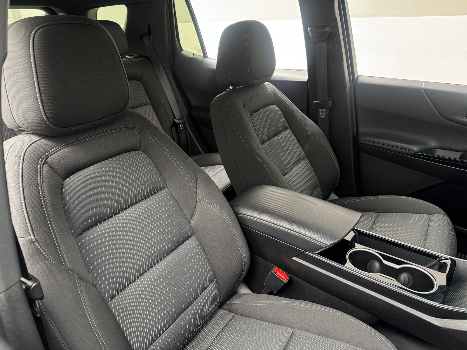 Thumbnail: 2025 Chevrolet Equinox - 2