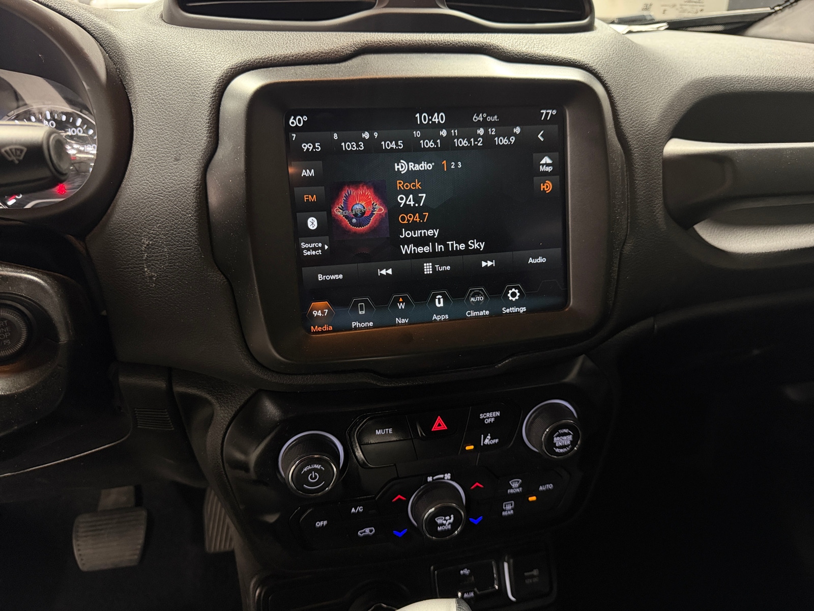 Thumbnail: 2023 Jeep Renegade - 4