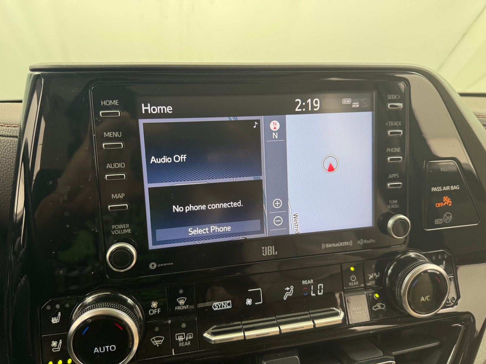 Thumbnail: 2021 Toyota Highlander - 3
