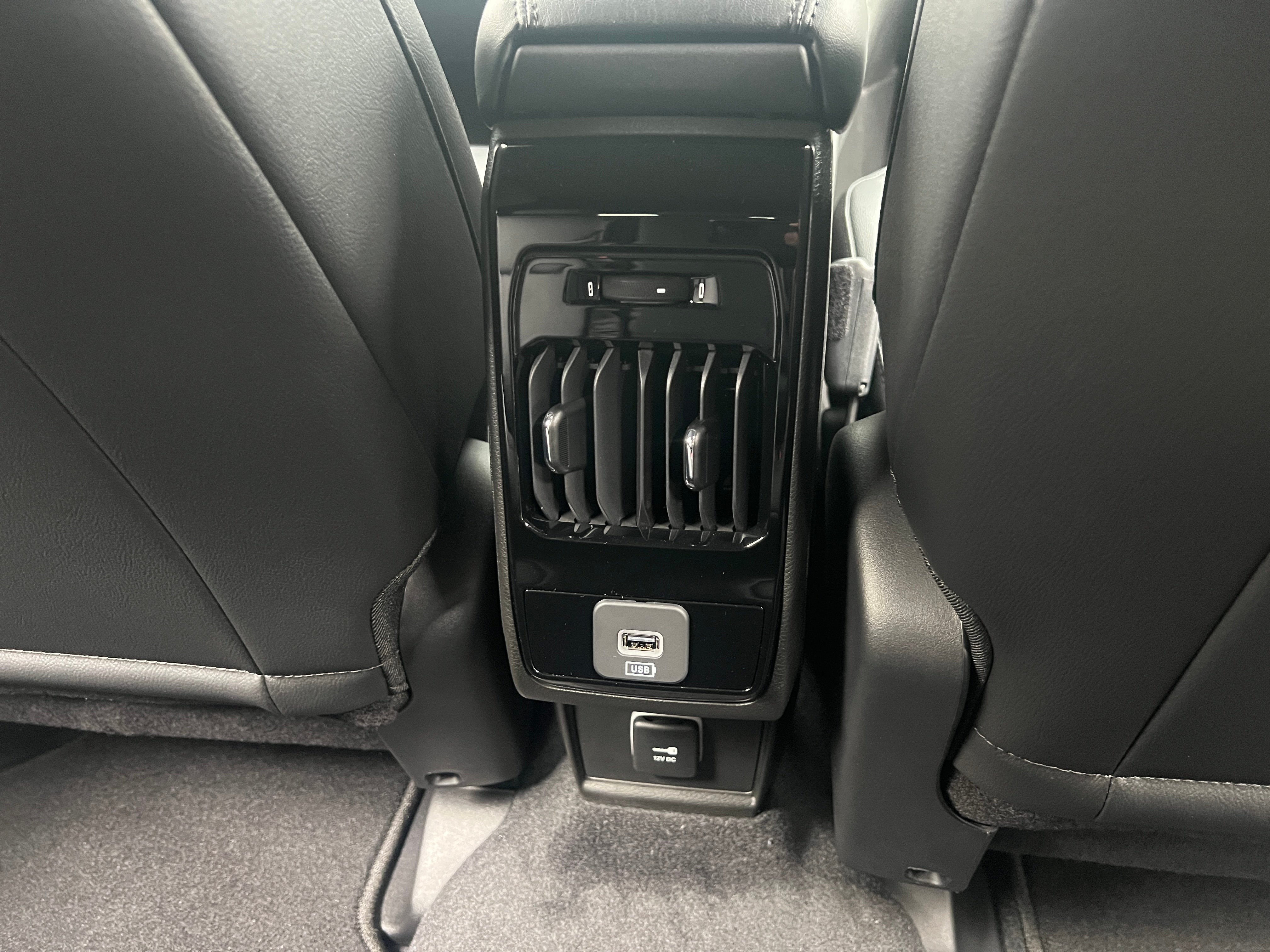 2026 Jeep Compass Limited Altitude 4X4's photo