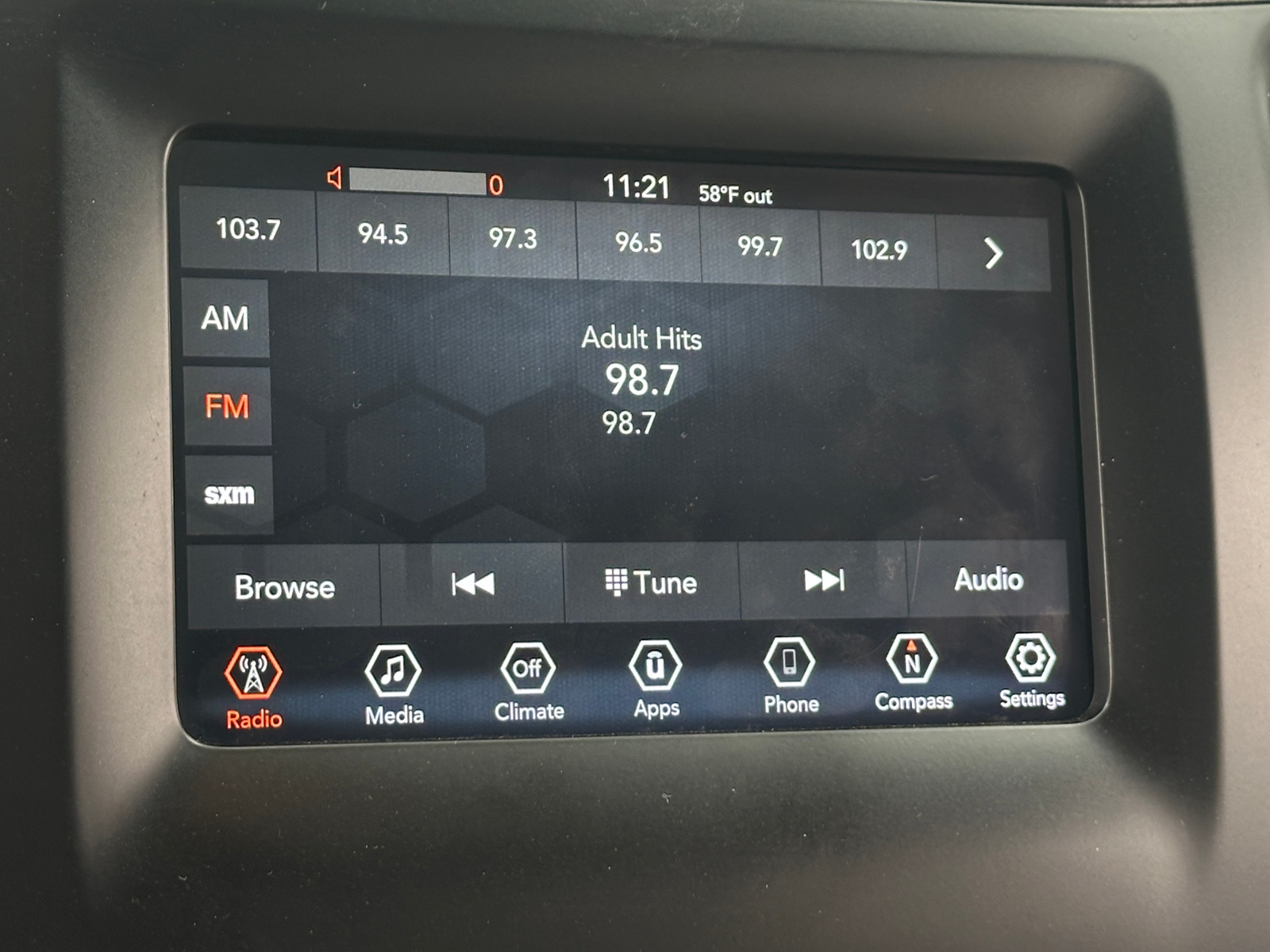 Thumbnail: 2019 Jeep Cherokee - 4