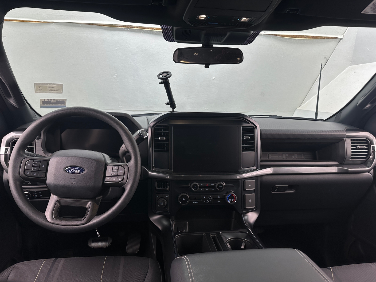 Thumbnail: 2025 Ford Econoline - 3
