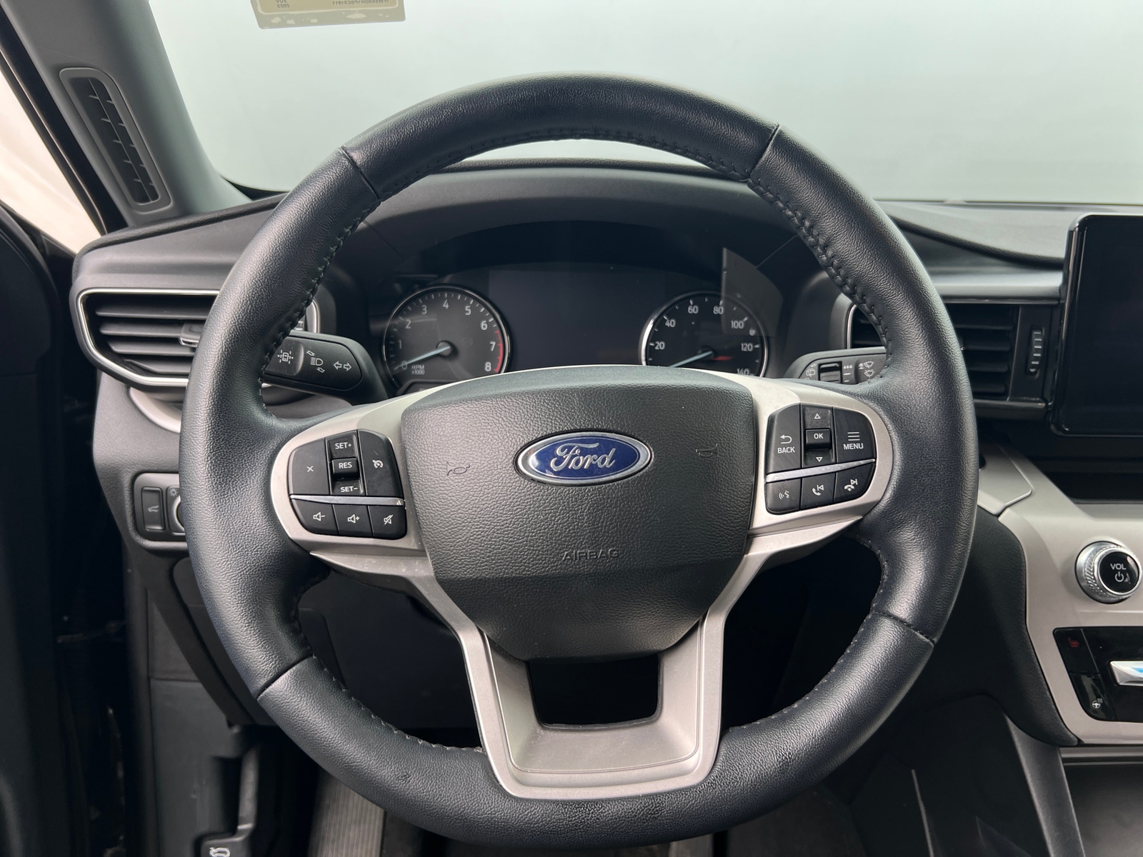 Thumbnail: 2023 Ford Explorer - 4