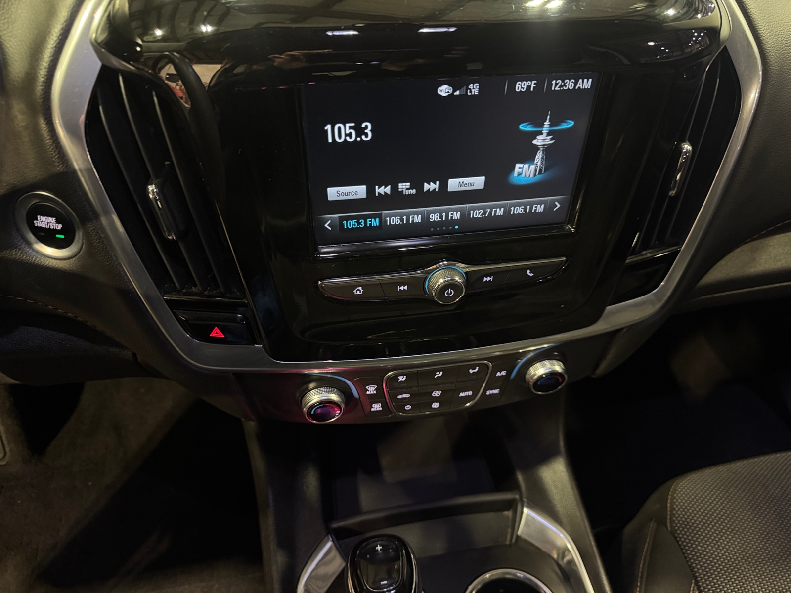 Thumbnail: 2019 Chevrolet Traverse - 4