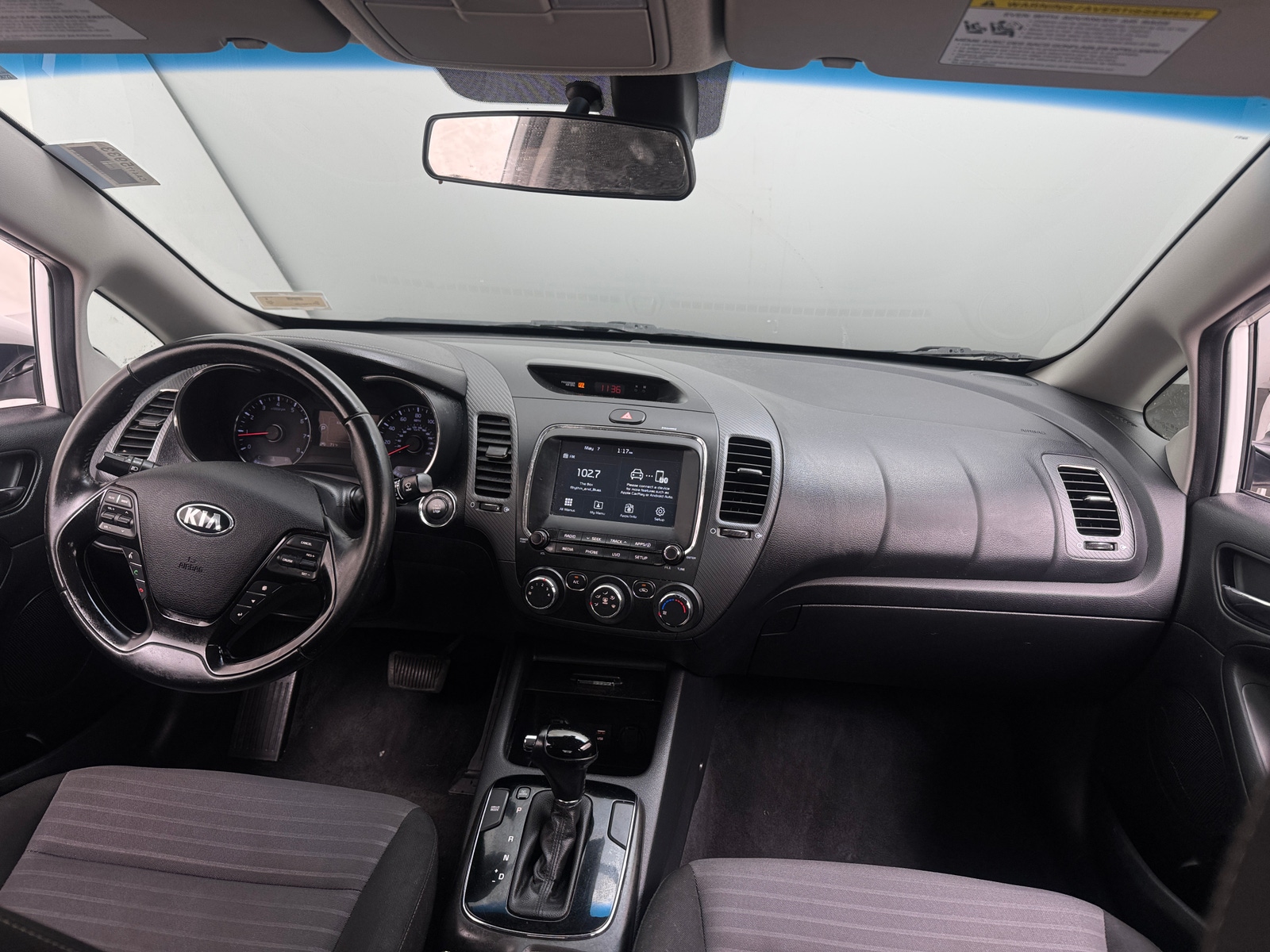 Thumbnail: 2017 Kia Forte - 3
