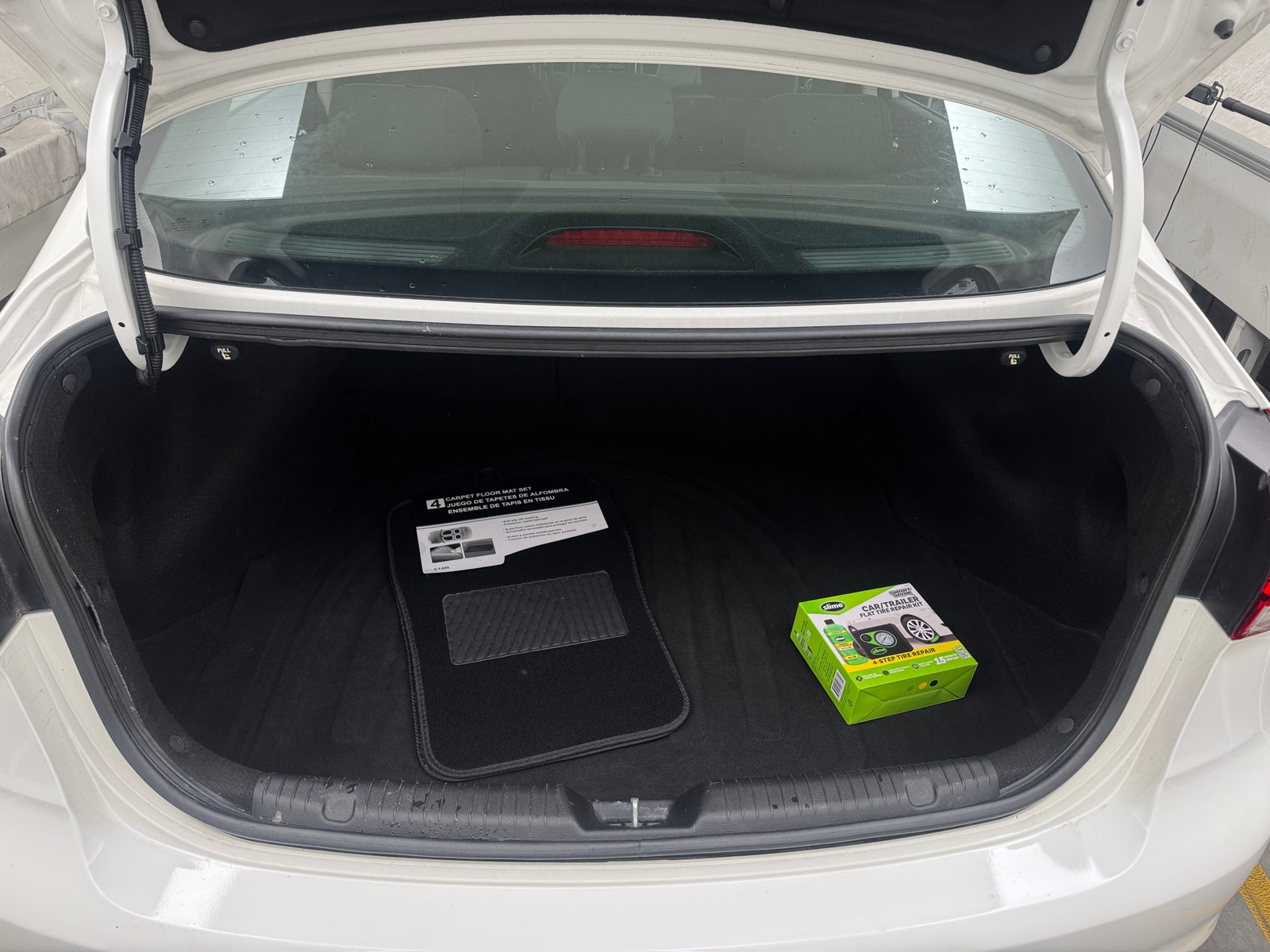 Thumbnail: 2017 Kia Forte - 7