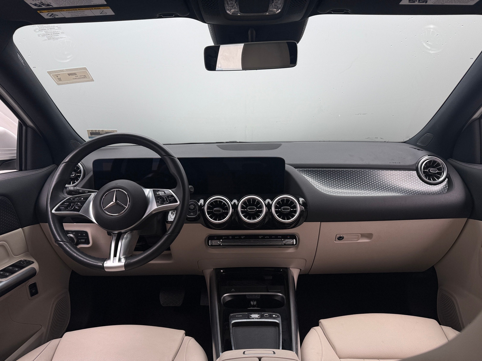 Thumbnail: 2025 Mercedes-Benz GLA - 2