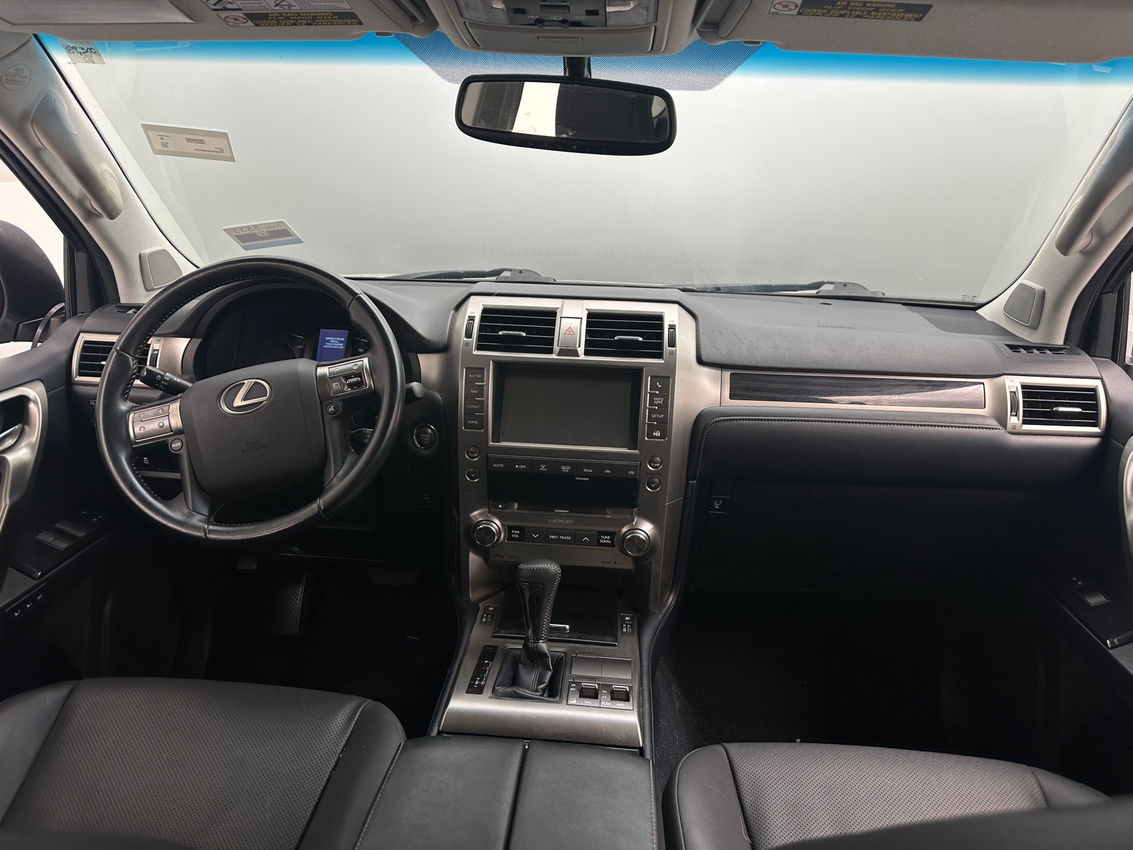 Thumbnail: 2018 Lexus GX - 2