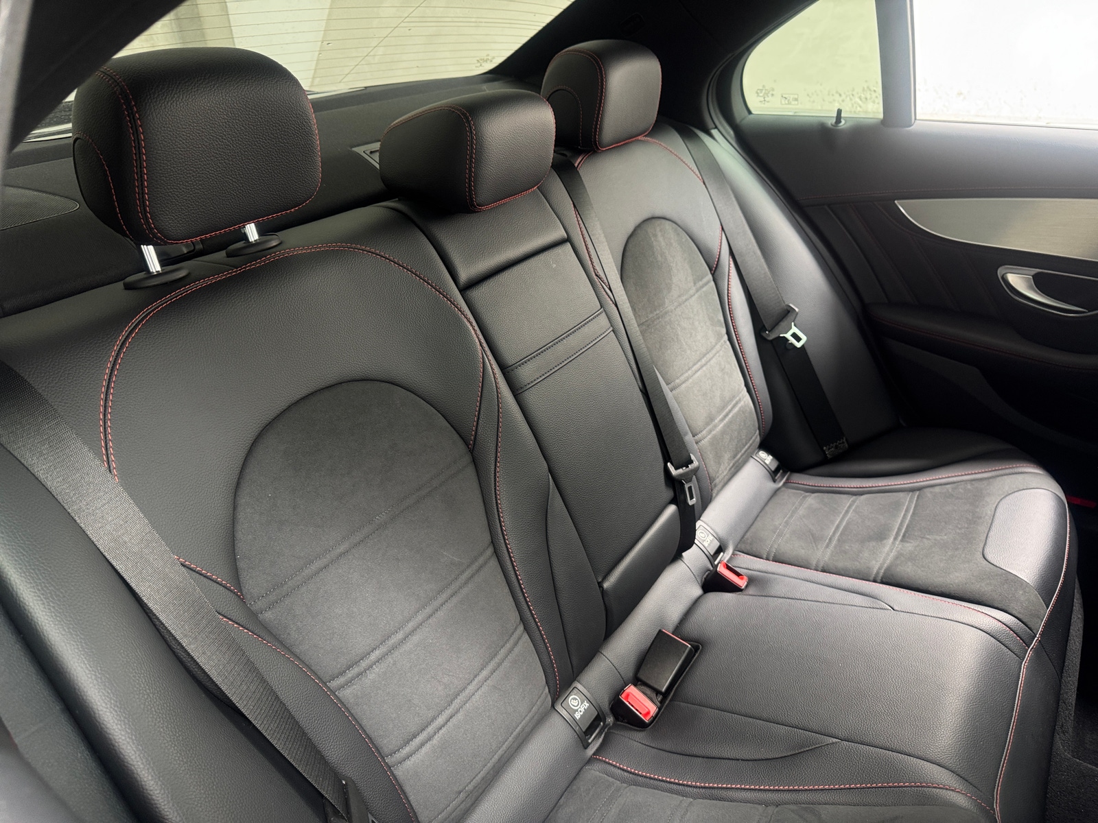 Thumbnail: 2016 Mercedes-Benz C-Class - 5