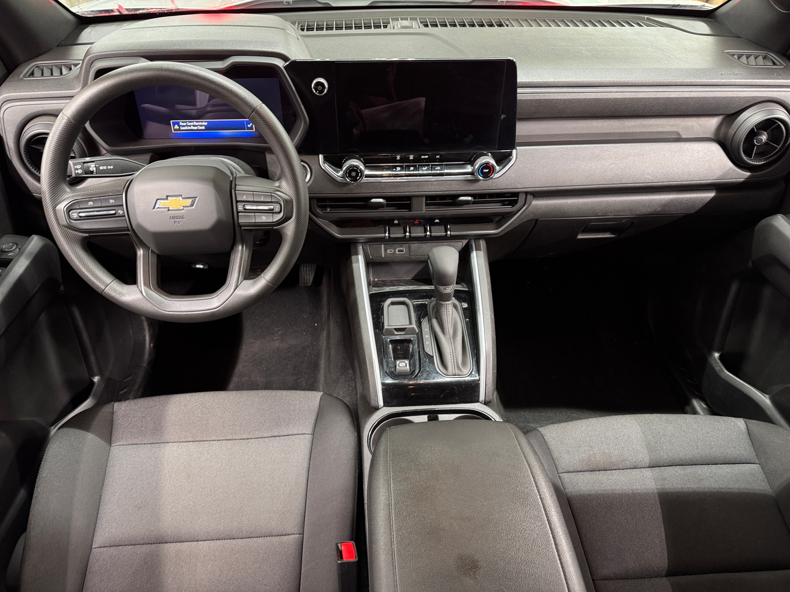 Thumbnail: 2024 Chevrolet Colorado - 3