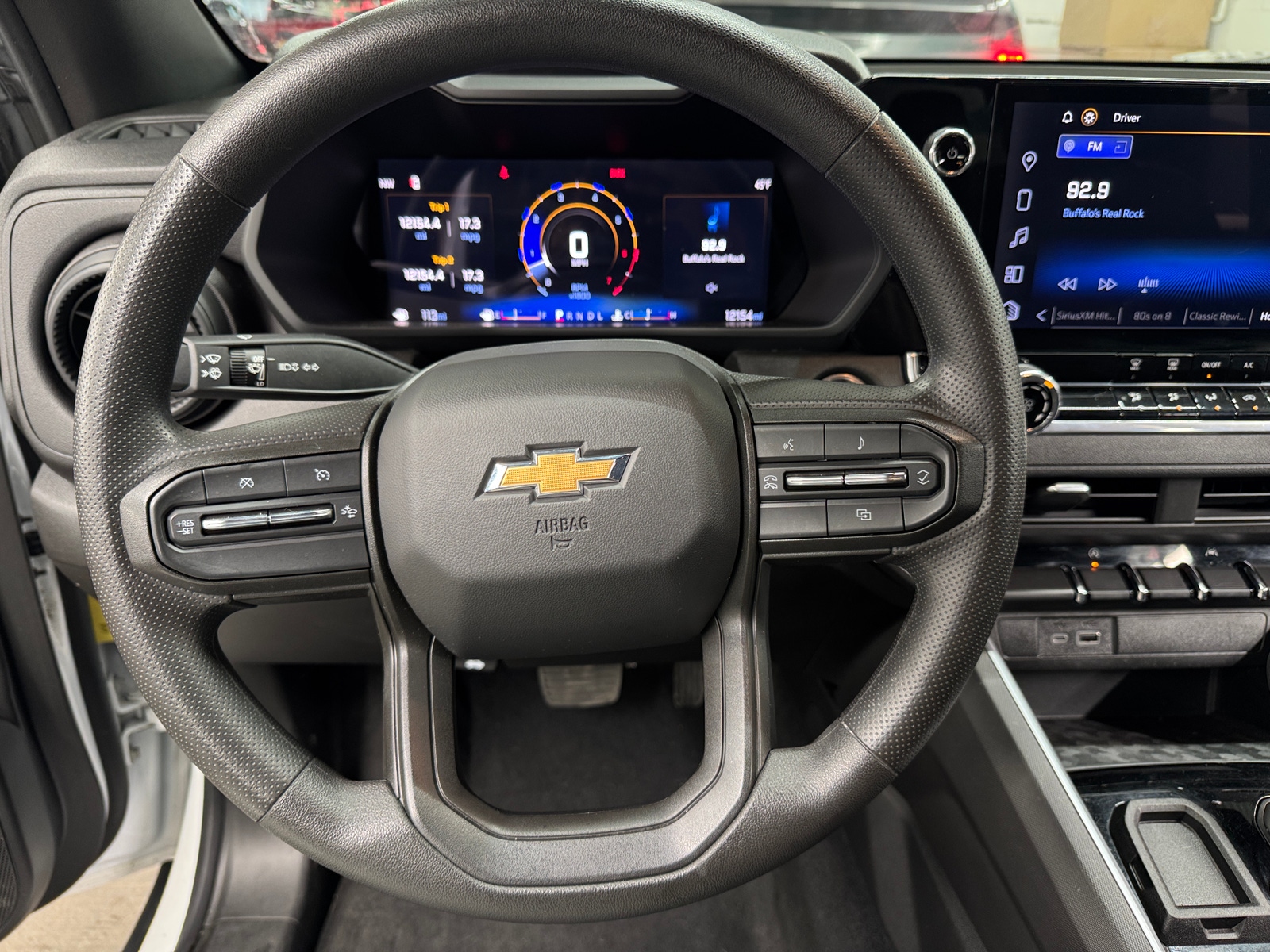 Thumbnail: 2024 Chevrolet Colorado - 5