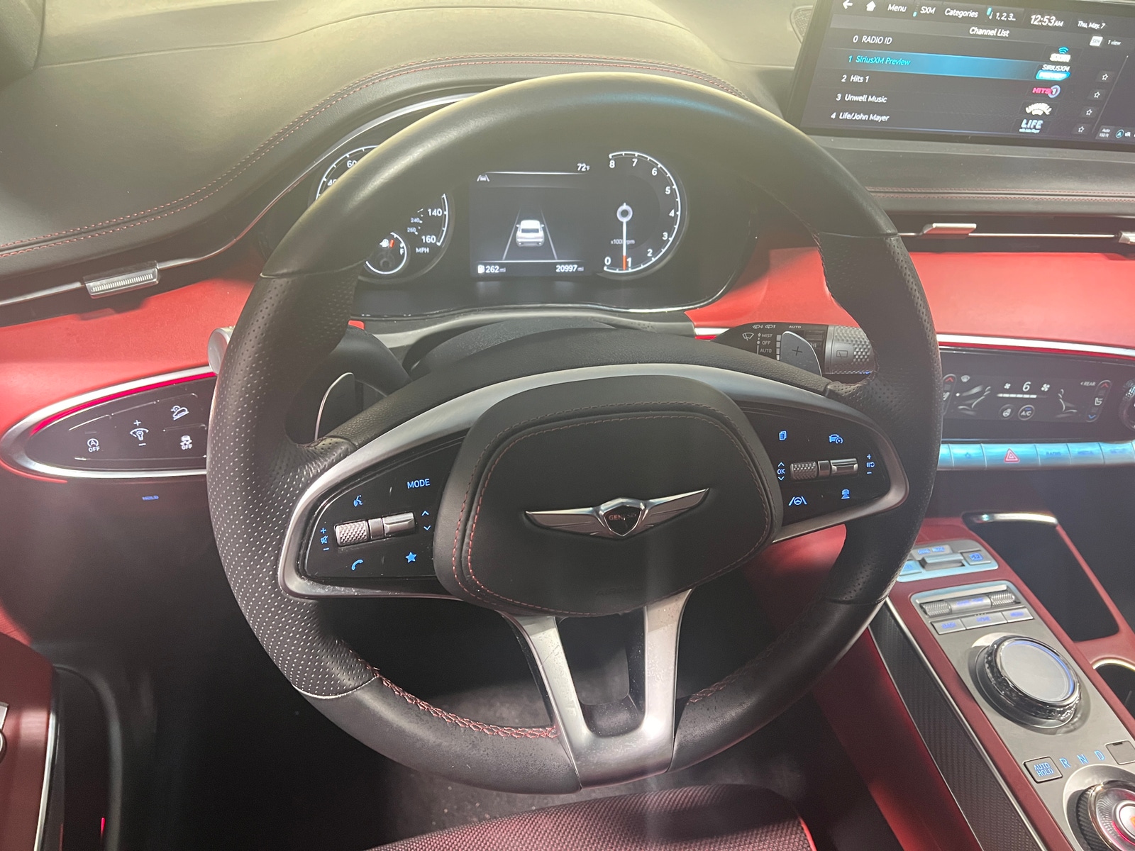 Thumbnail: 2022 Genesis GV70 - 4