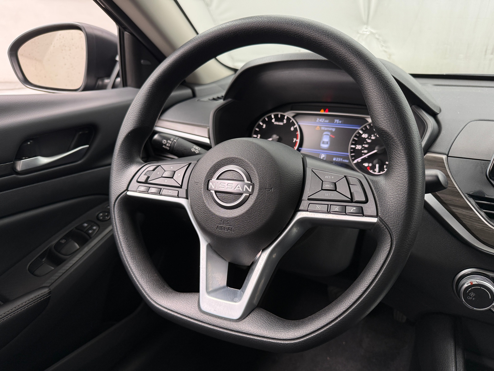 Thumbnail: 2025 Nissan Altima - 5