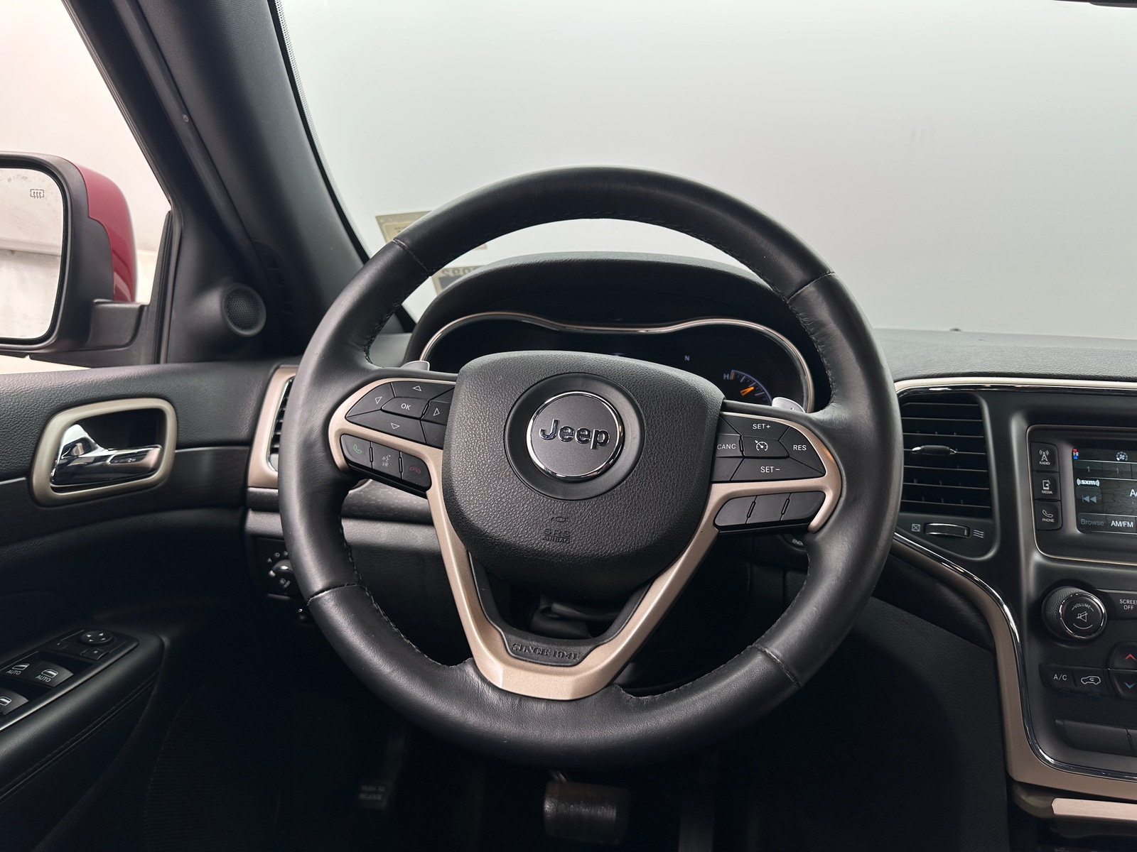 Thumbnail: 2015 Jeep Grand Cherokee - 5