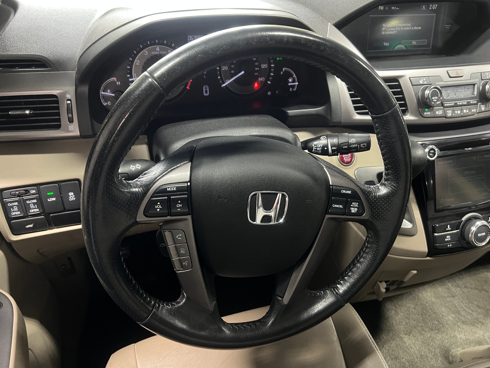 Thumbnail: 2015 Honda Odyssey - 4