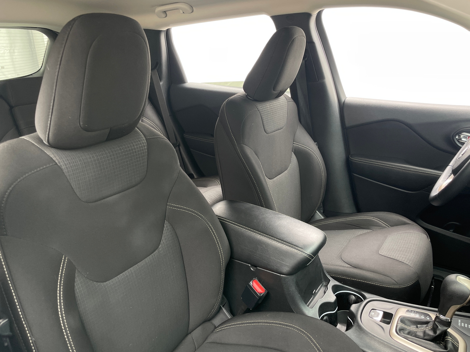 Thumbnail: 2015 Jeep Cherokee - 2