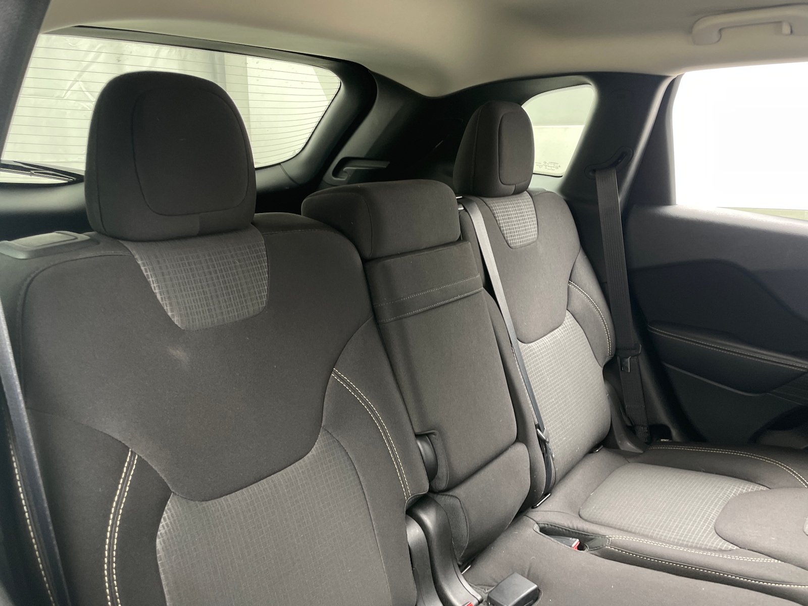 Thumbnail: 2015 Jeep Cherokee - 6