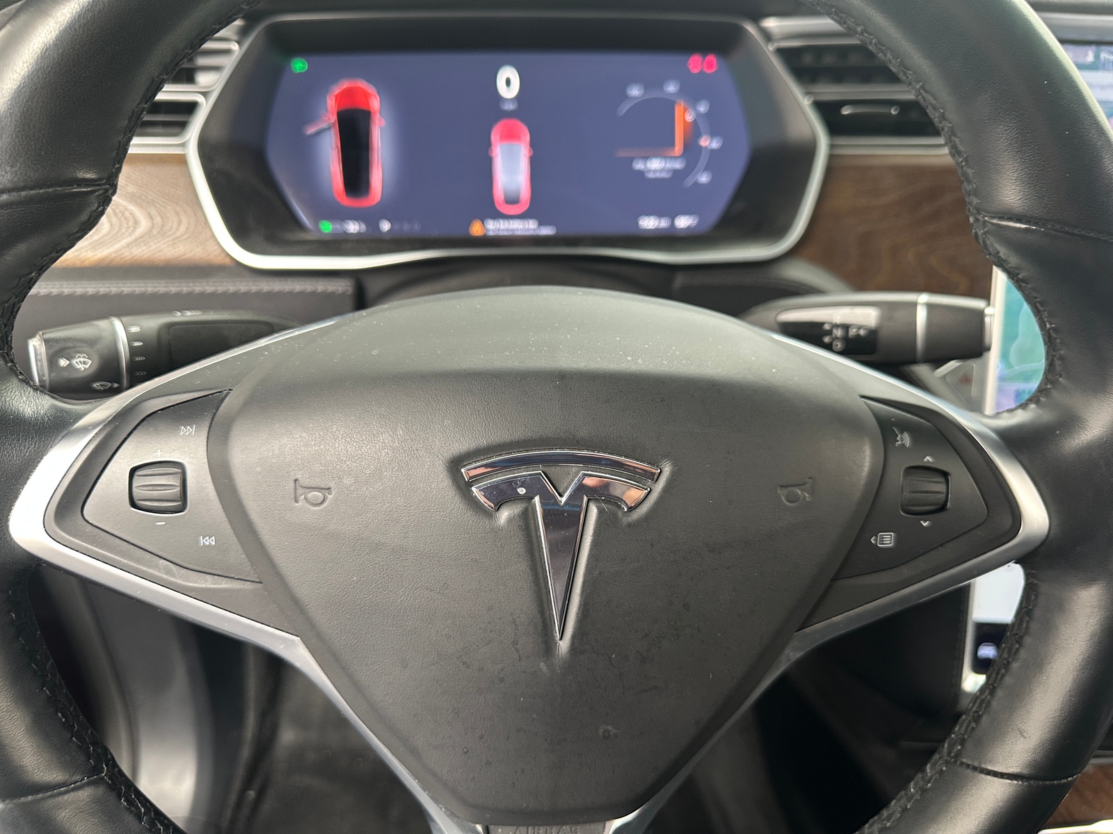 Thumbnail: 2017 Tesla Model X - 4