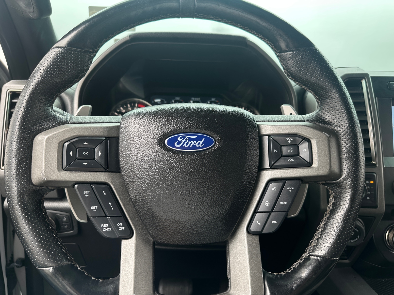 Thumbnail: 2018 Ford Econoline - 4