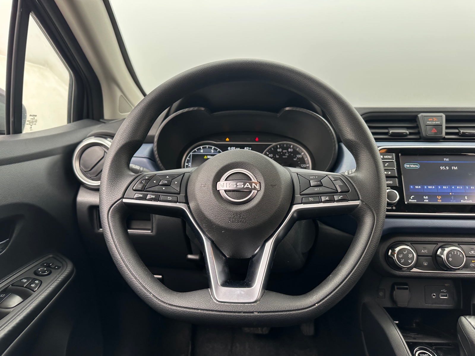 Thumbnail: 2025 Nissan Versa - 5
