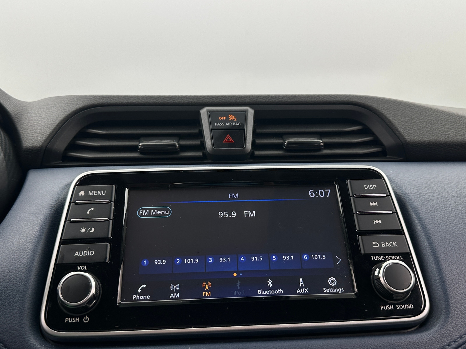 Thumbnail: 2025 Nissan Versa - 4