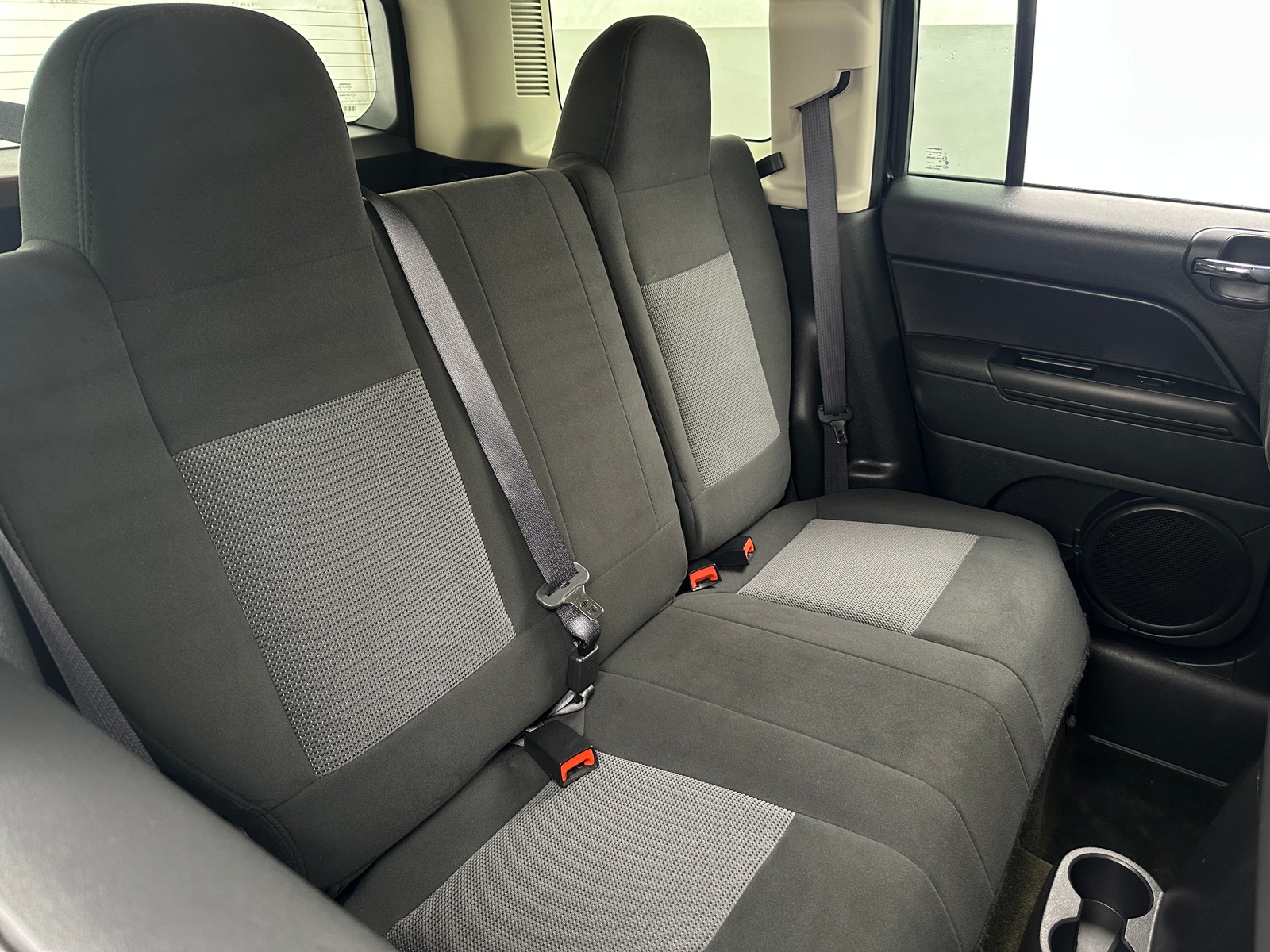 Thumbnail: 2017 Jeep Patriot - 6