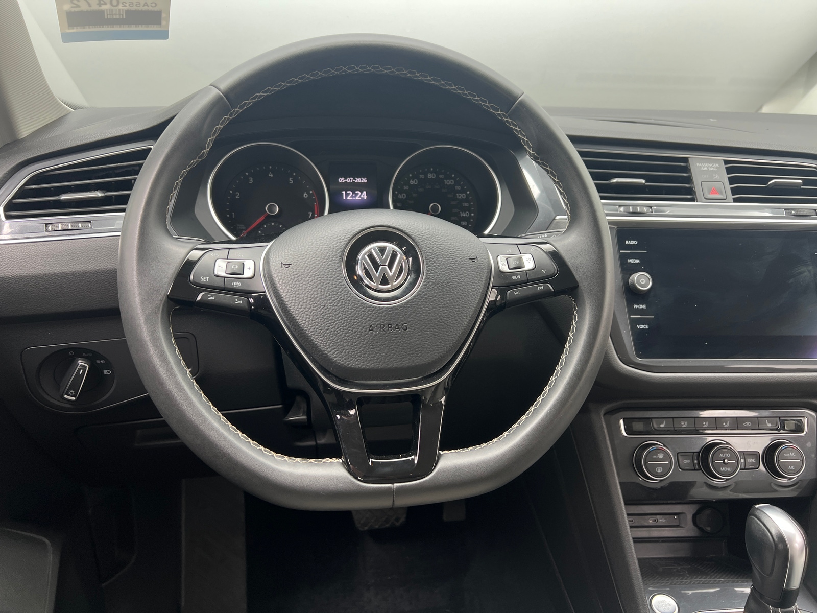 Thumbnail: 2021 Volkswagen Tiguan - 5