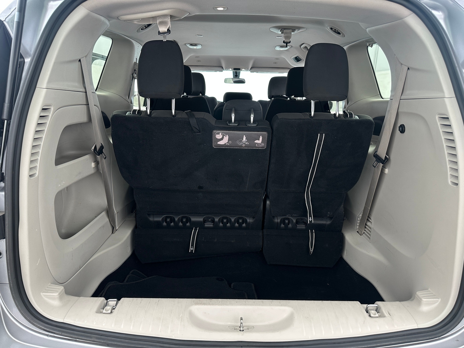 Thumbnail: 2019 Chrysler Pacifica - 7
