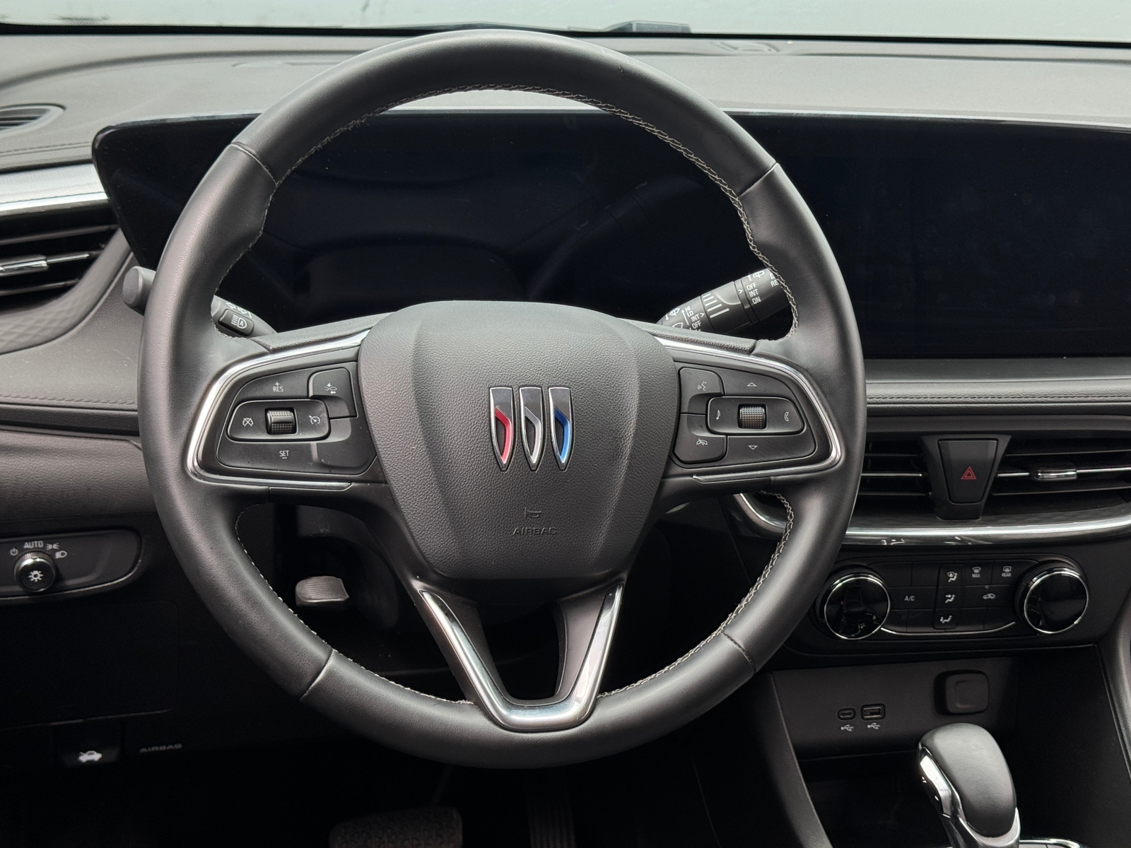 Thumbnail: 2025 Buick Encore GX - 4