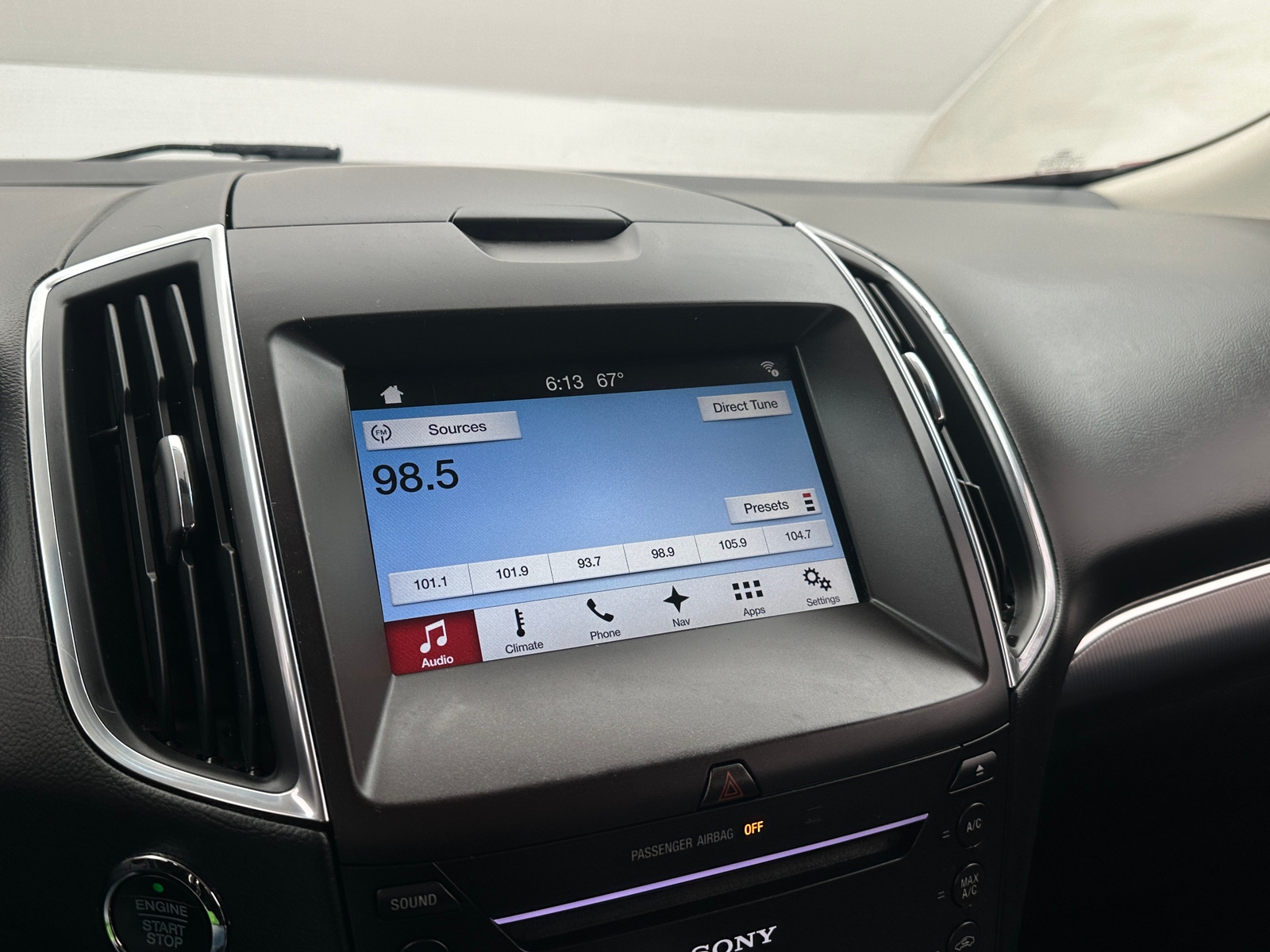 Thumbnail: 2018 Ford Edge - 3