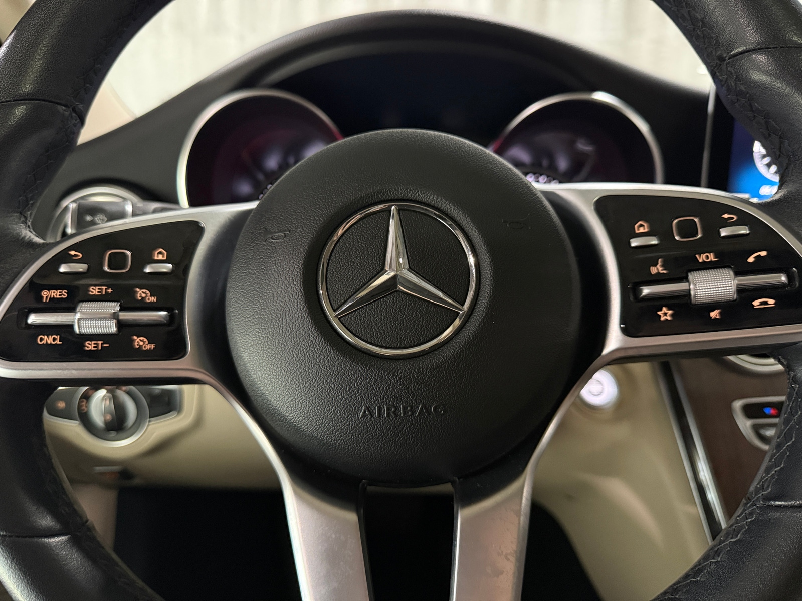 Thumbnail: 2019 Mercedes-Benz C-Class - 4