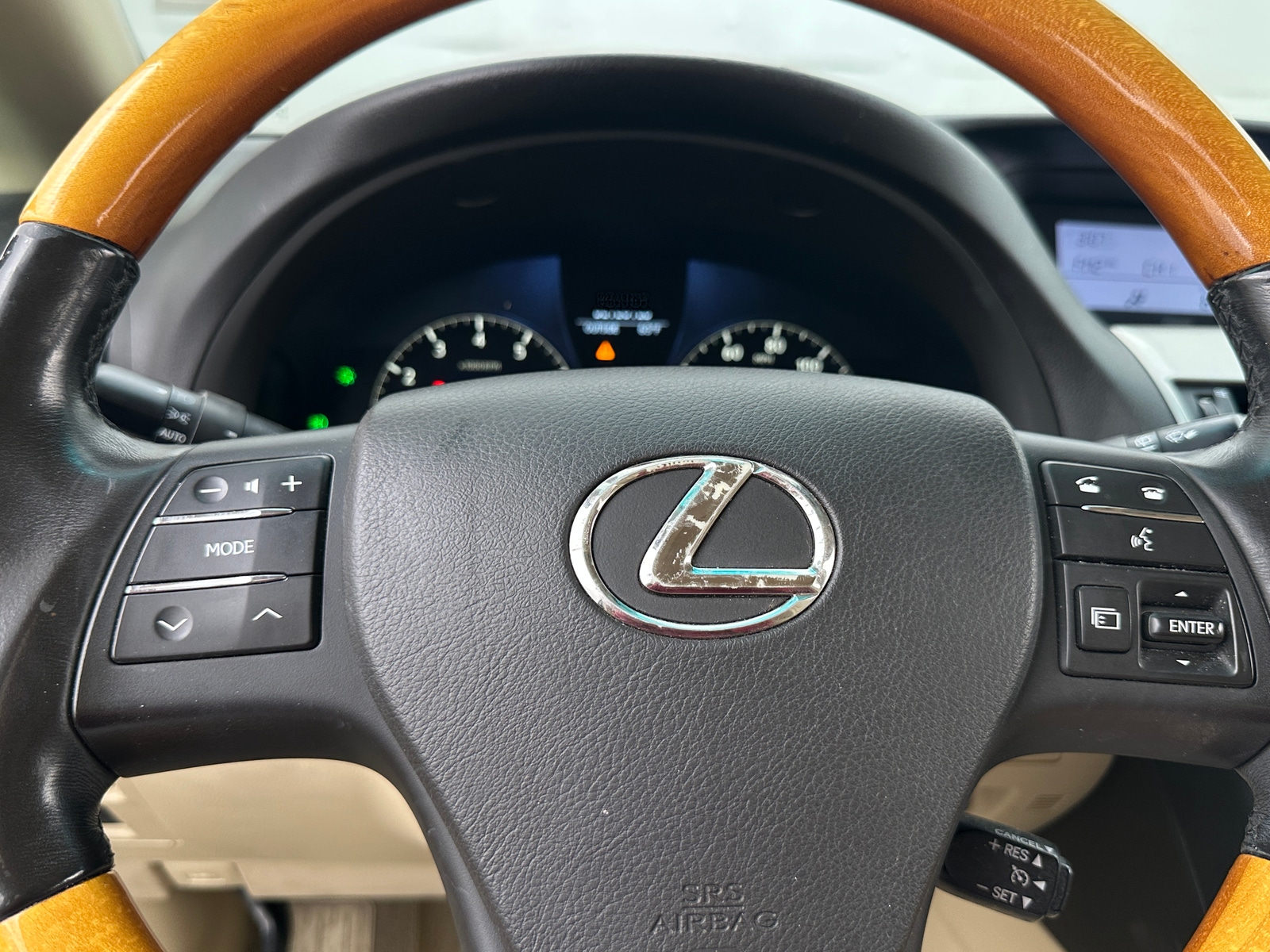 Thumbnail: 2010 Lexus RX - 5