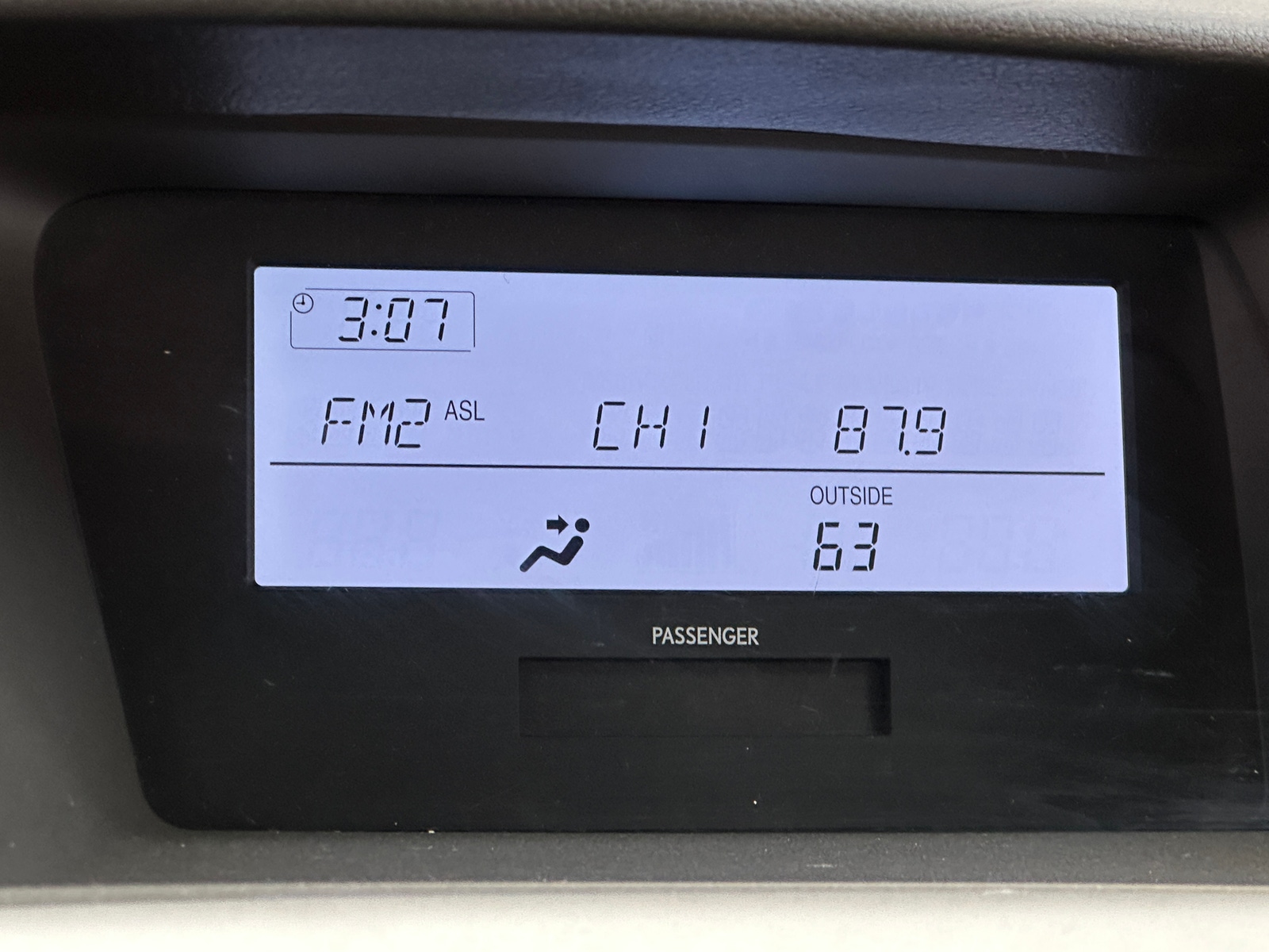 Thumbnail: 2010 Lexus RX - 4
