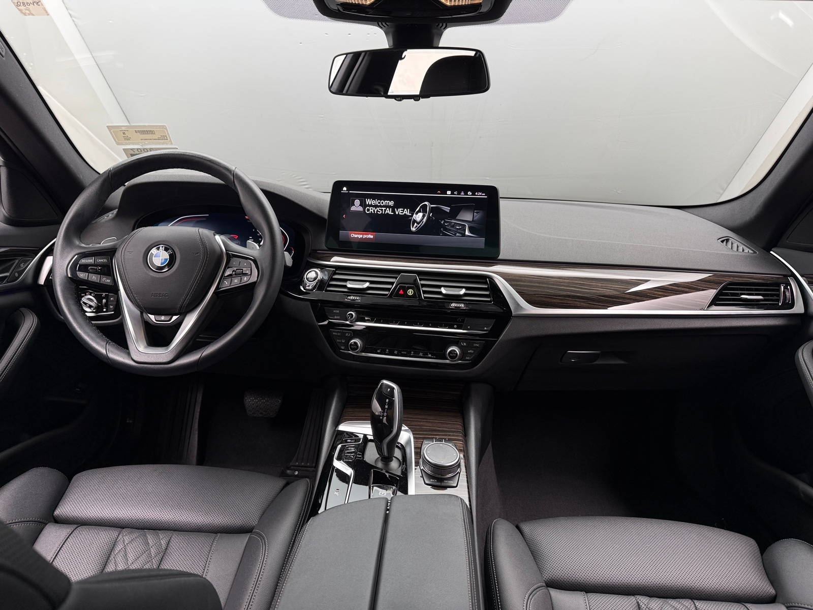 Thumbnail: 2023 BMW 5 Series - 2