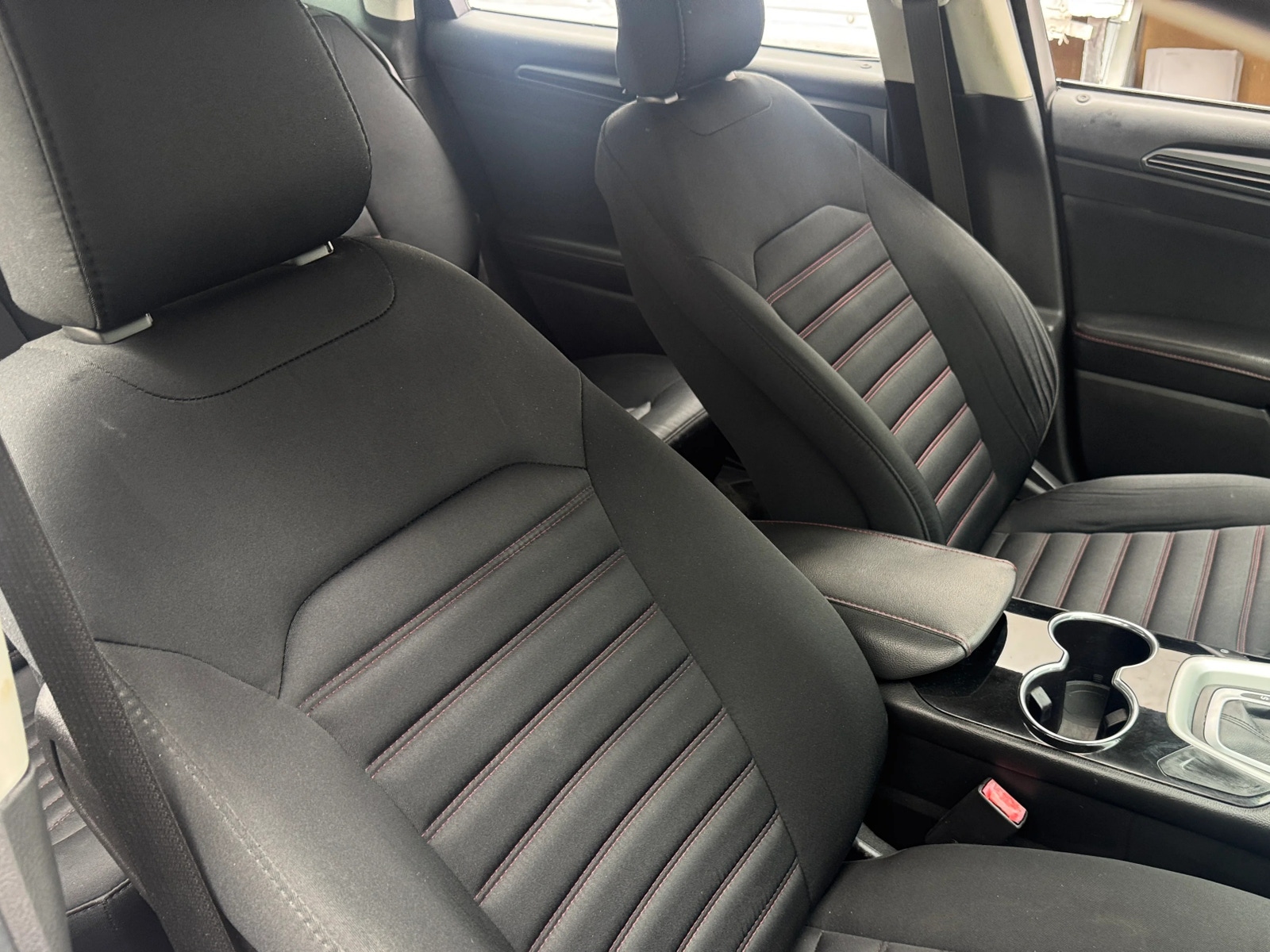 Thumbnail: 2016 Ford Fusion - 2