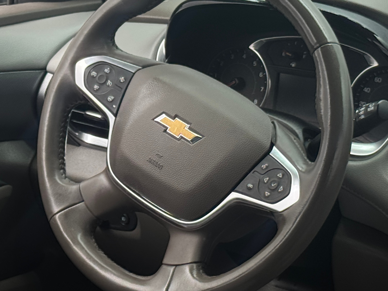 Thumbnail: 2020 Chevrolet Traverse - 4