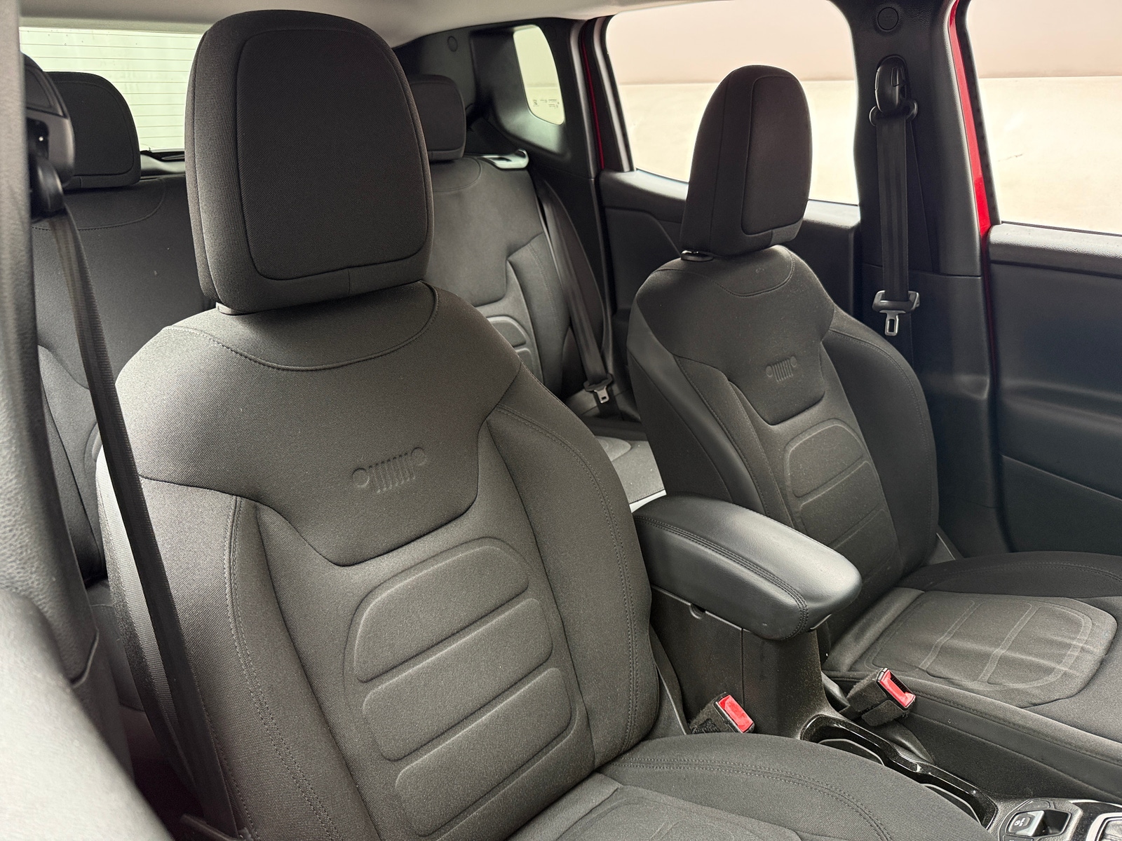 Thumbnail: 2017 Jeep Renegade - 2